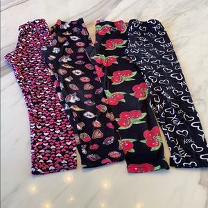 4 pairs of leggings